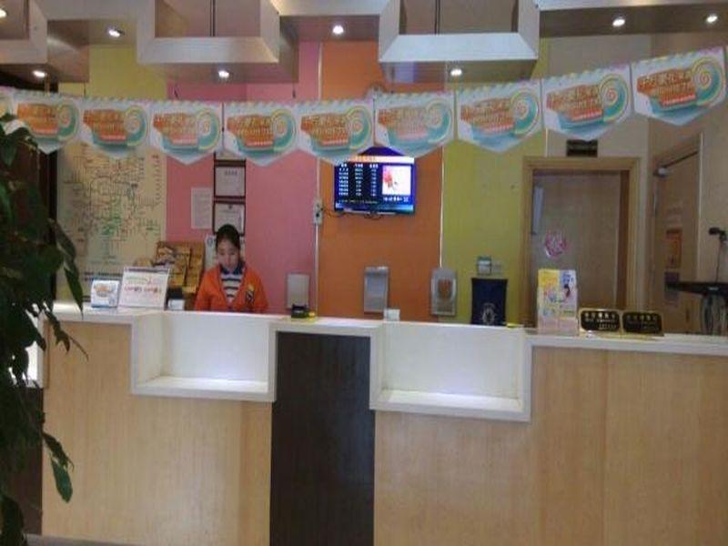 7 Days Inn Shanghai Hongkou Football Stadium Branch Zewnętrze zdjęcie